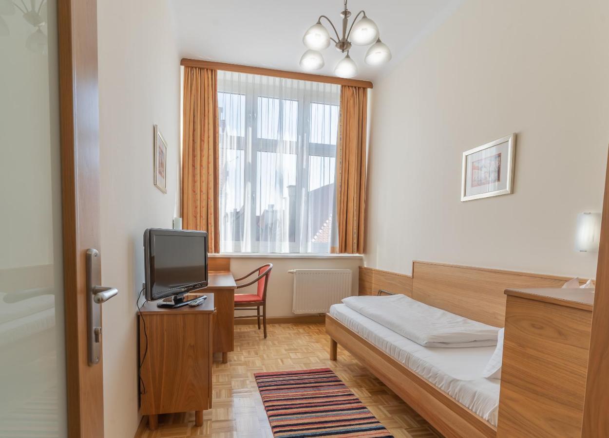 Hotel Kindler 2,0 Self-Check-In Leoben  Ngoại thất bức ảnh