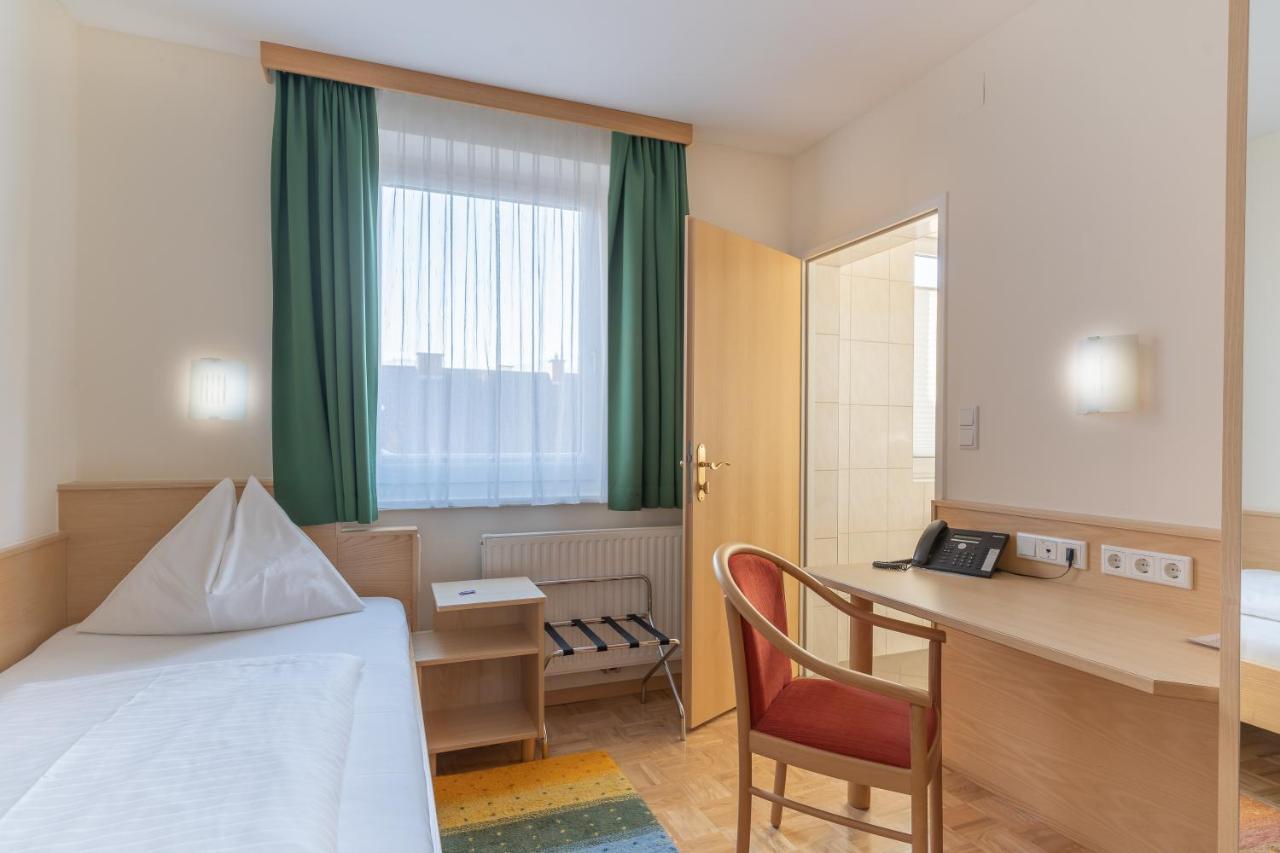 Hotel Kindler 2,0 Self-Check-In Leoben  Ngoại thất bức ảnh